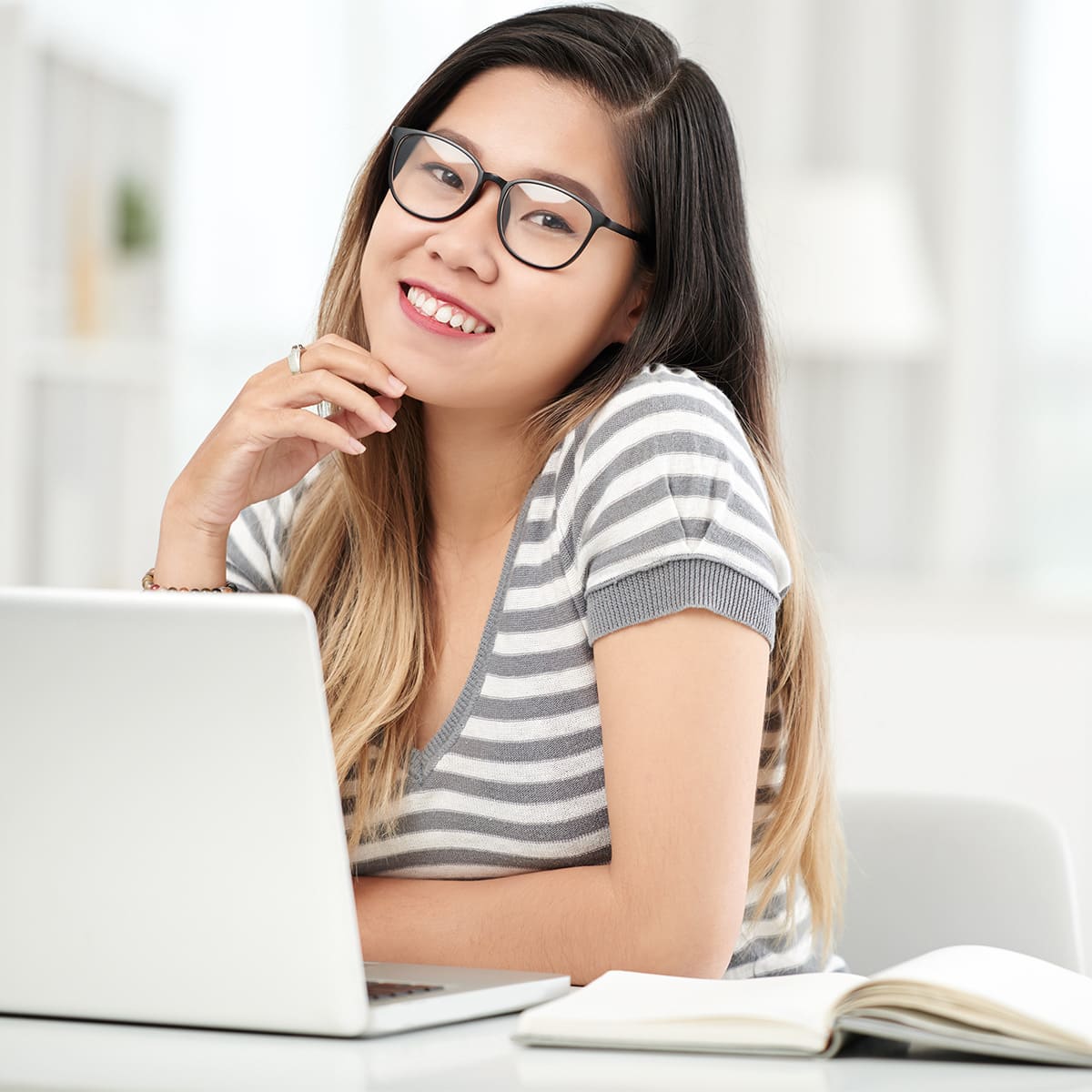 woman-laptop
